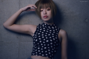 骨折ハンデながらも来週はアー写撮影も、何より明日は白ホリちゃん♥