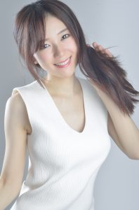 松岡紗季、白ホリでスキルアップ！ 技術向上撮影会うずらフォトでした