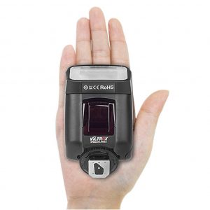 ツイッターでちょっと便利な照明機材をご紹介しています