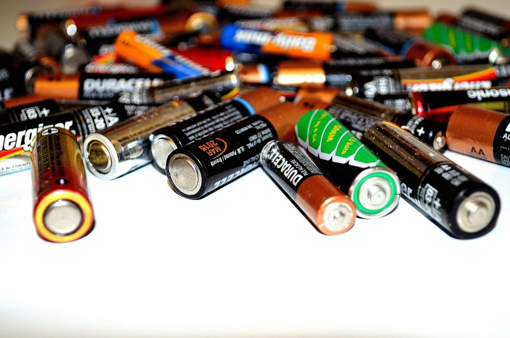 やっぱり欠かせない充電池。